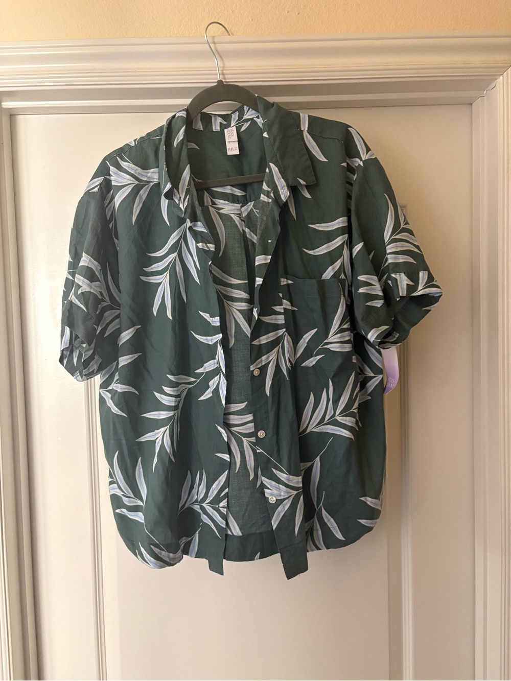 Stars Above Tropical Leaf Print Button-Up Shirt XL Green Hawaiian Camp Shirt